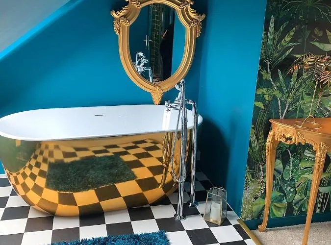 North Shire Liverton